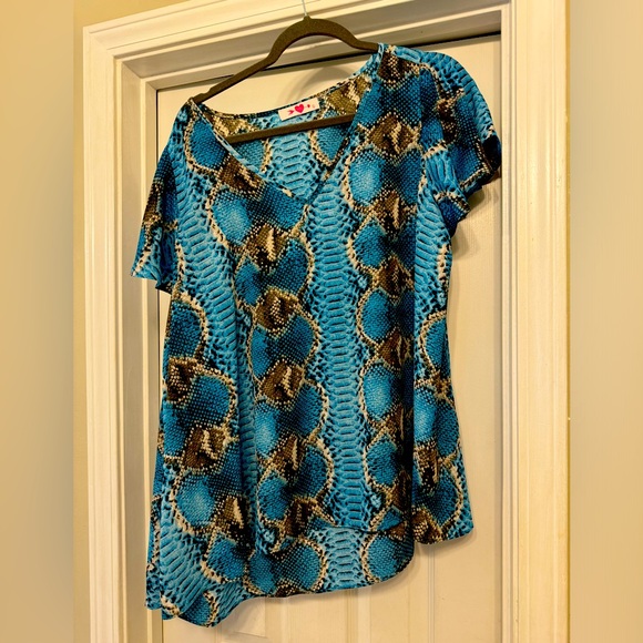 Buddy Love brand snakeskin print top size large - Picture 1 of 4